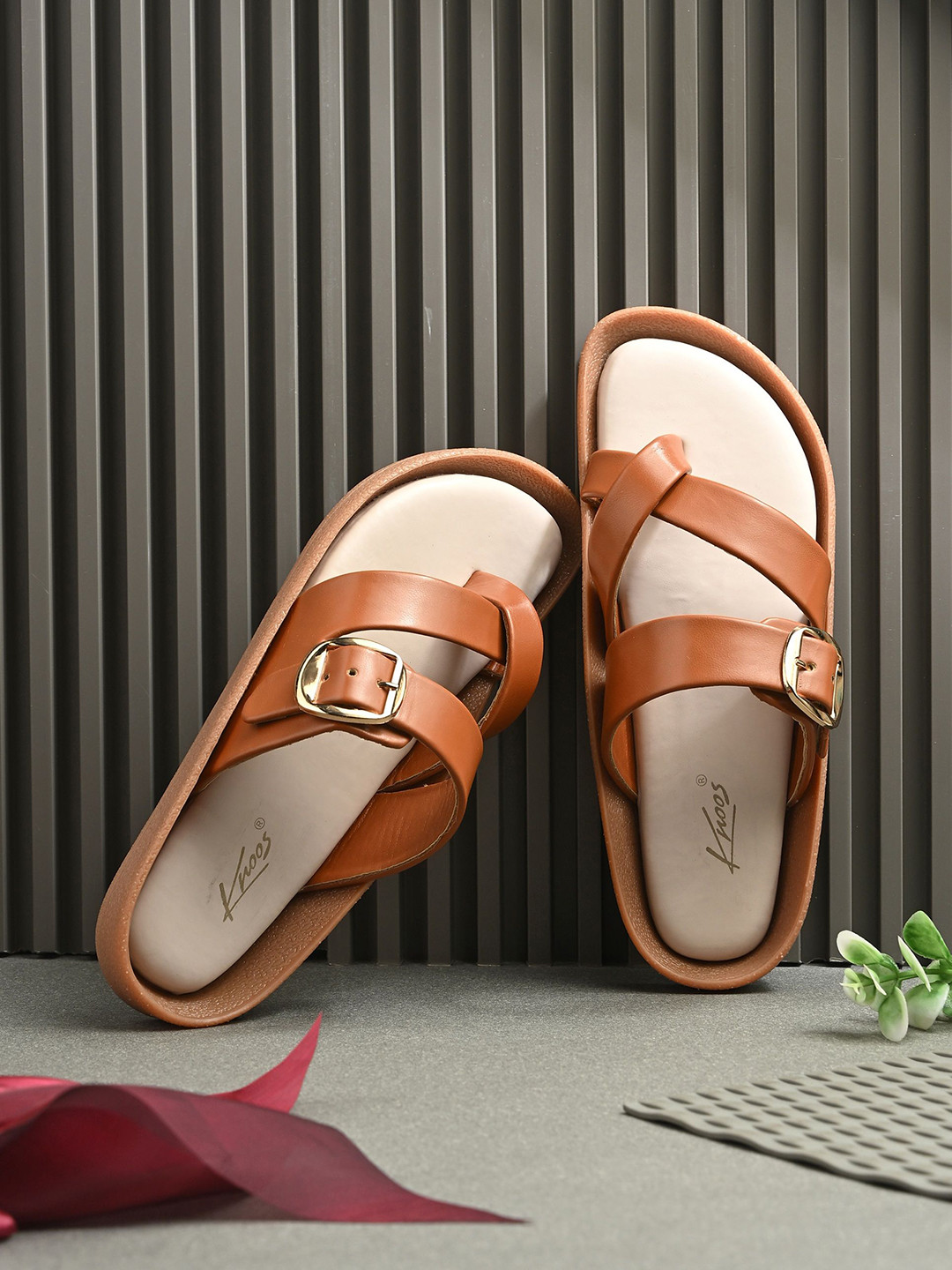 knoos Women Regular One Toe Flats with Buckle
