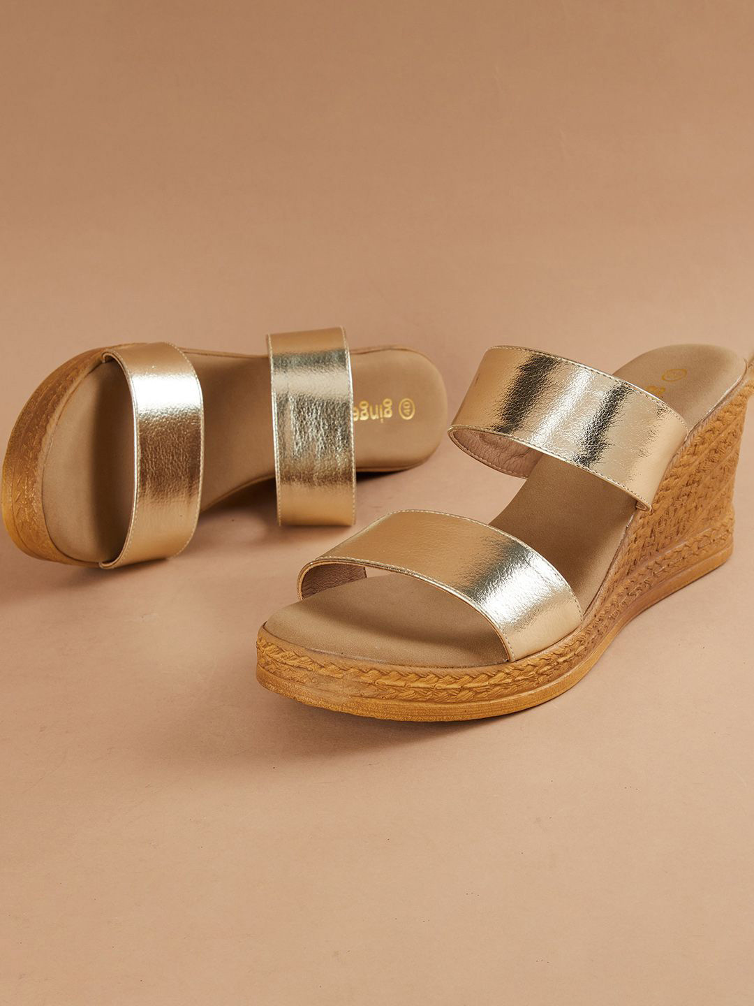 Ginger by Lifestyle Women Glossy Strap Wedge-Heeled Sandals