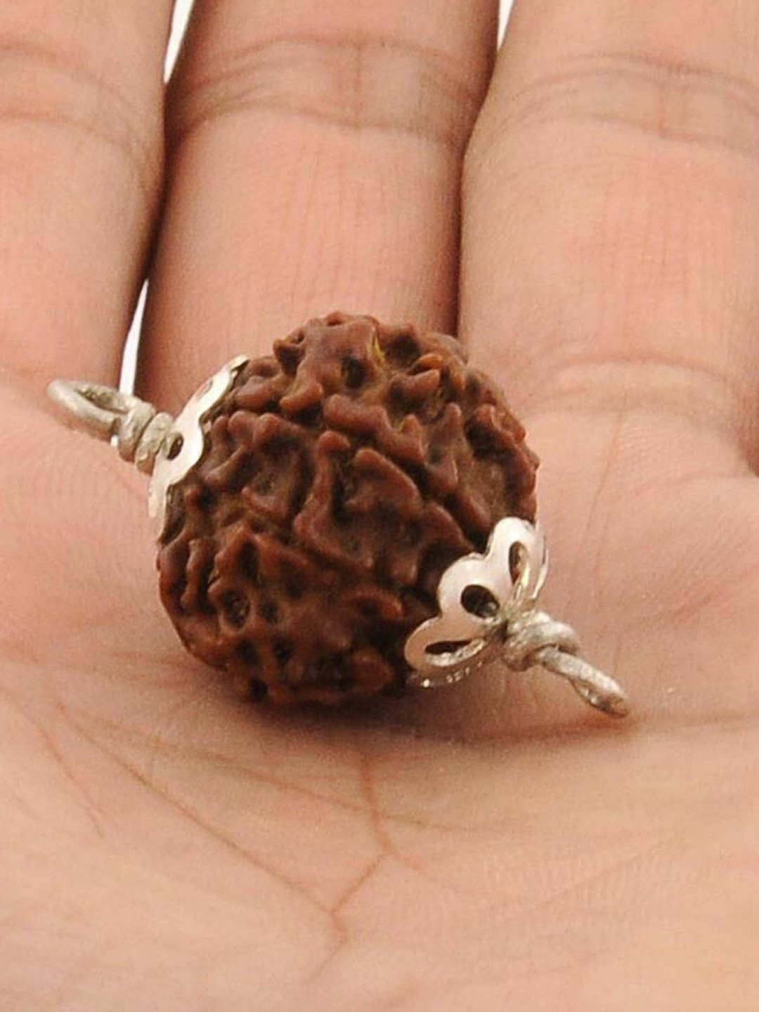 GenZcomplex Rudraksha Pendant