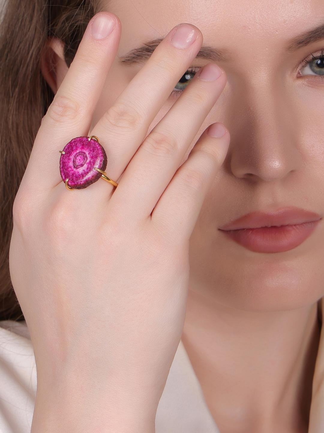 Dua Pink Stone Gold-Platted Brass Finger Ring