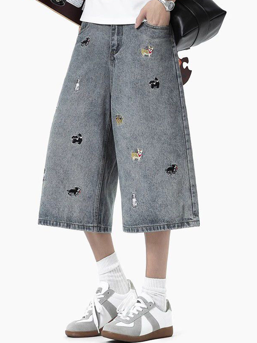 StyleCast x Revolte Men Animal Printed Loose Fit Denim Shorts