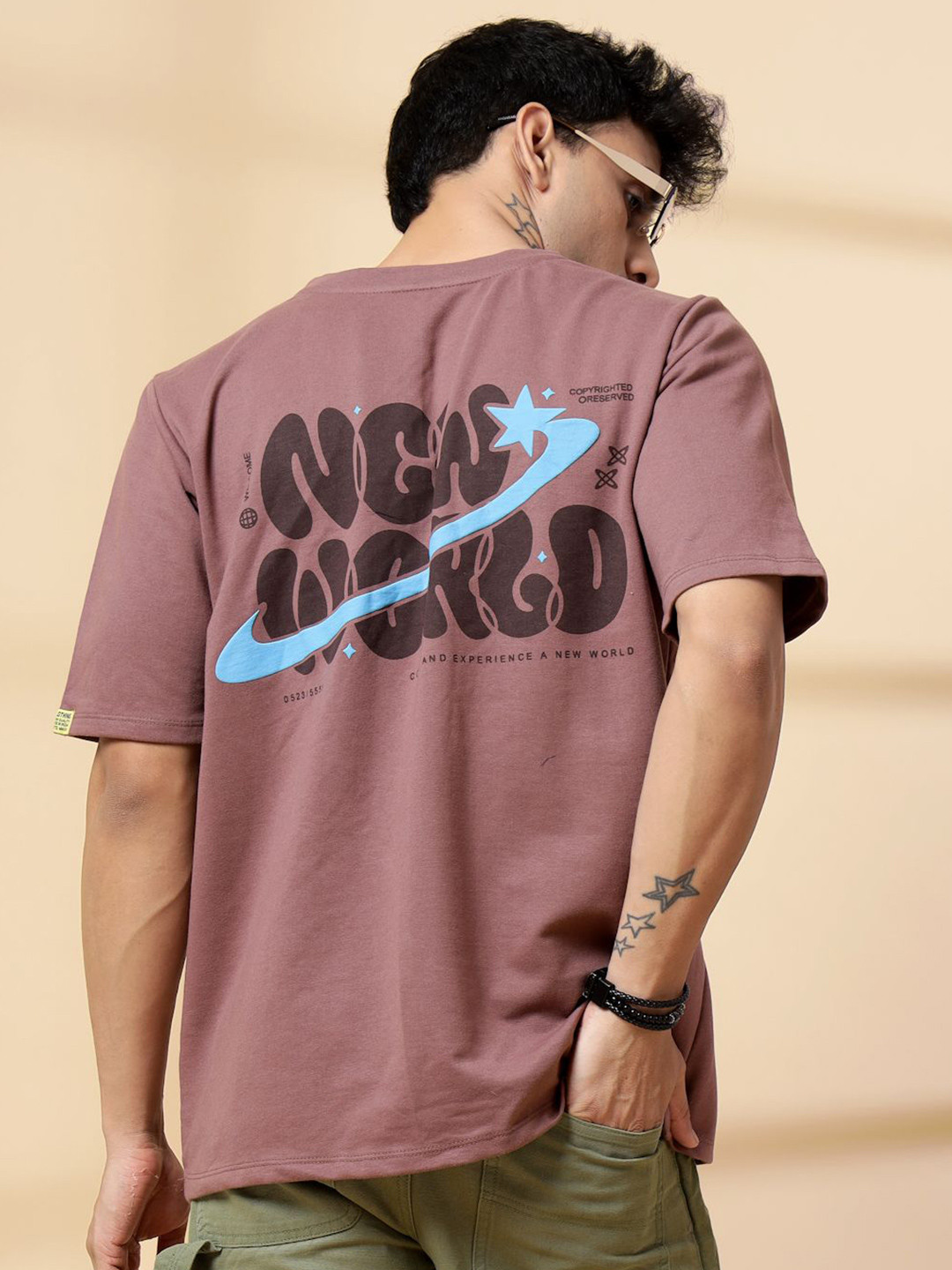 Mauve & Blue Men Typography Round Neck T-shirt