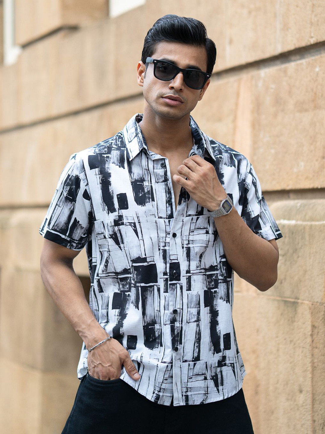 Powerlook Men Abstract Printed Spread Collar Cotton Casual Shirt