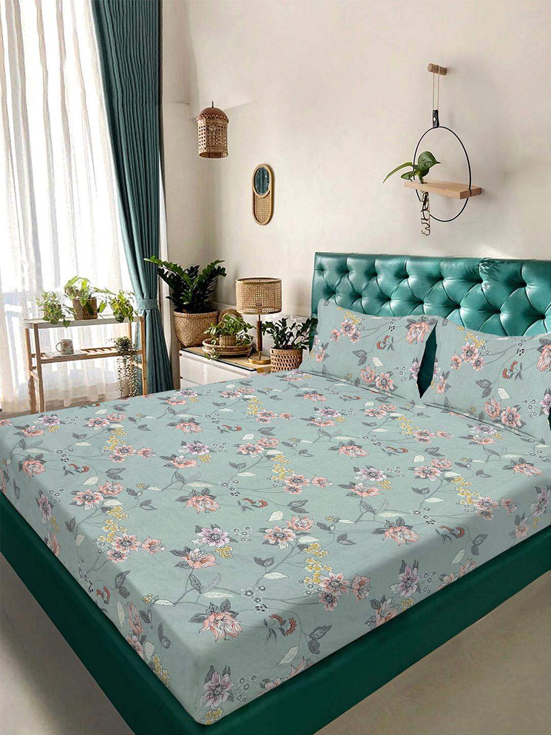 KLOTTHE Green & Pink Floral Stain Resistant 300 TC King Bedsheet with 2 Pillow Covers