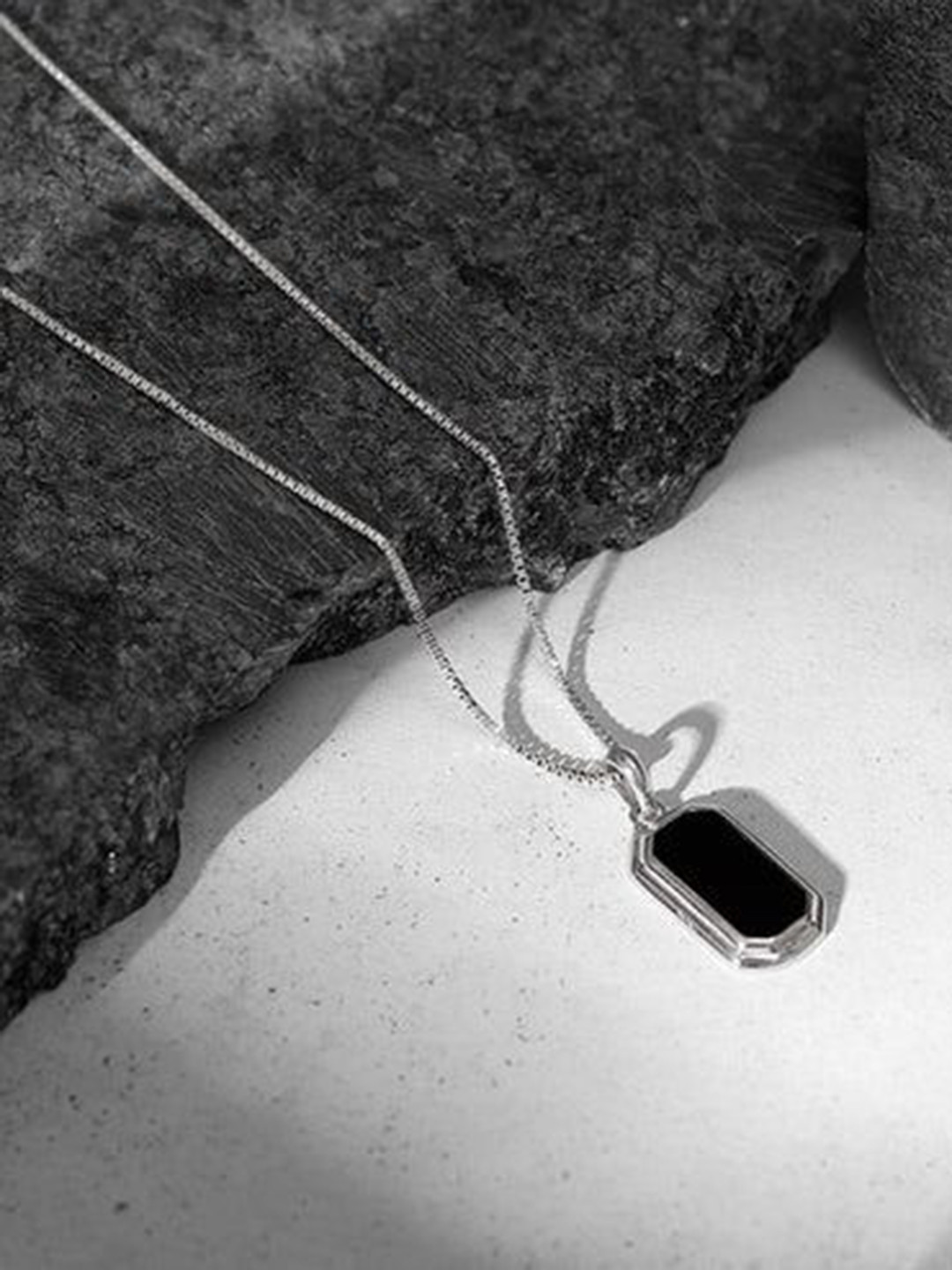 Lovemi Movements Women Silver-Plated Geometric Pendants with Chains