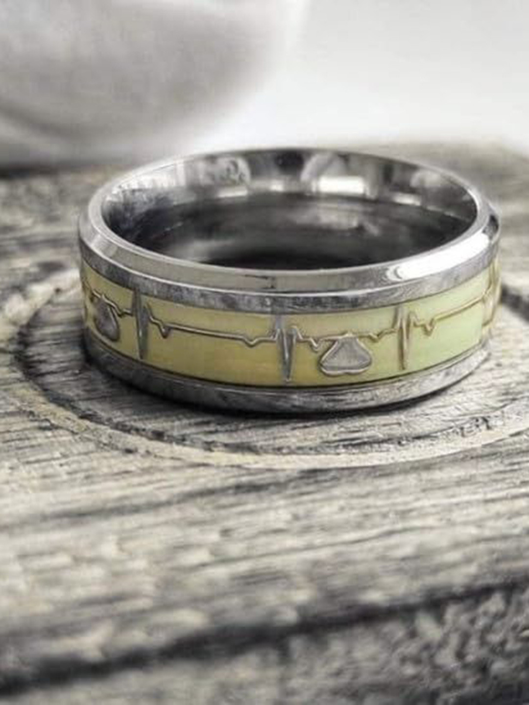 Lovemi Movements Stainless Steel Silver-Plated Ring Pendants With Chain