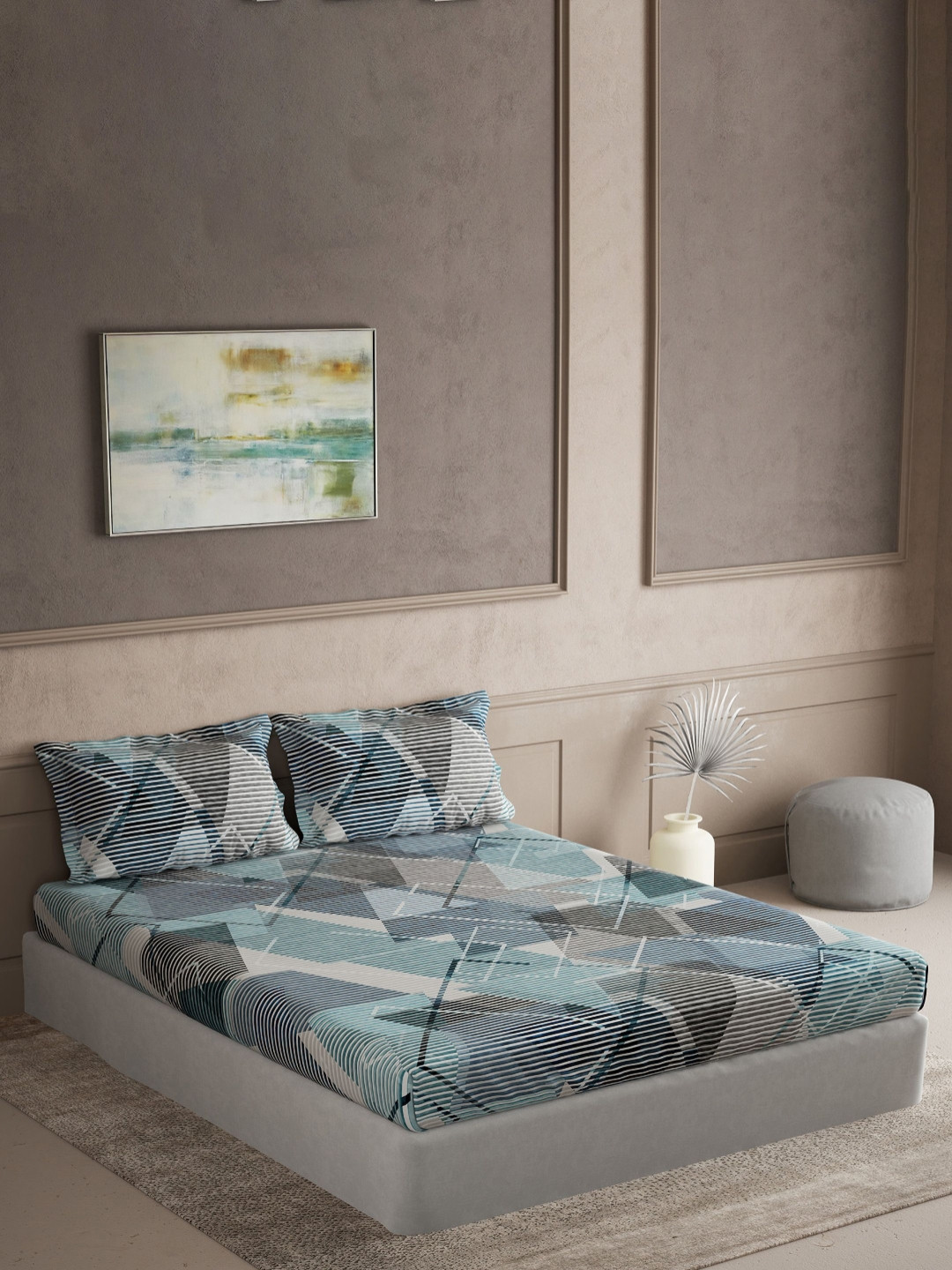 DDecor  Cotton  Geometric 144 TC King Bedsheet with 2 Pillow Covers 22 CM X 274 CM