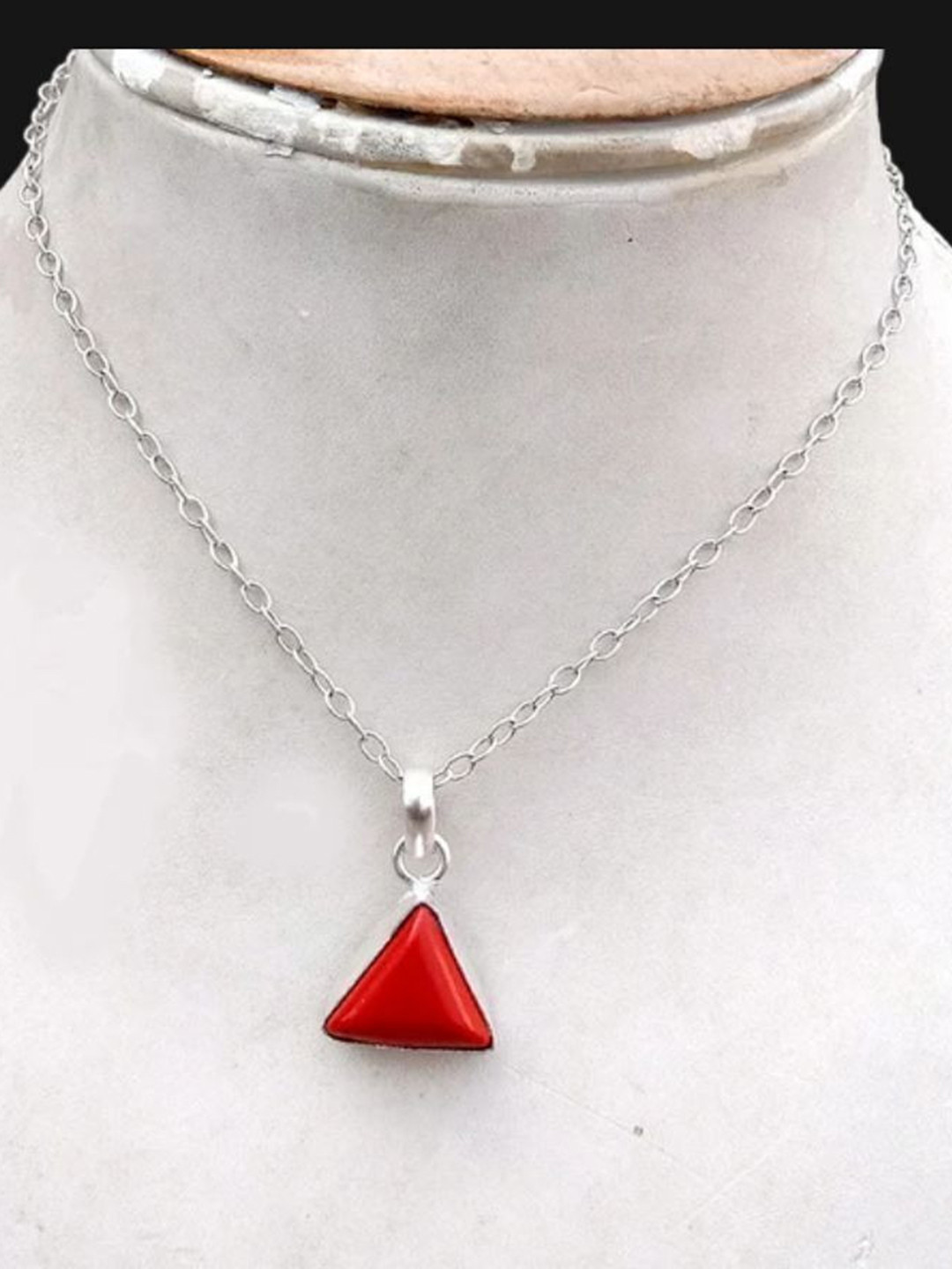 GenZcomplex Unisex Silver-Plated Munga-Studded Triangular Pendant With Chain