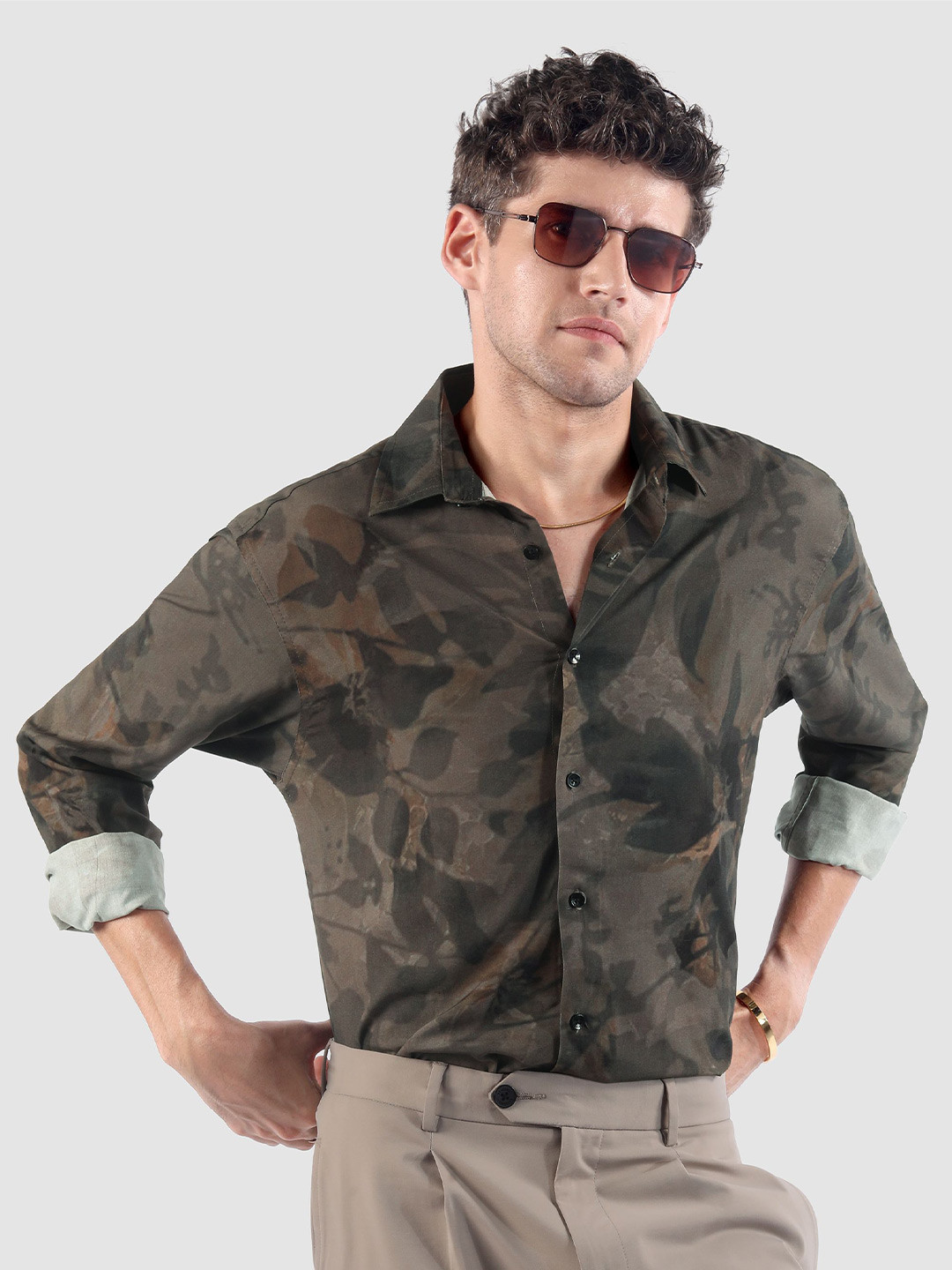 Beyoung Men Original Fit Floral Printed Spread Collar Casual Shirt