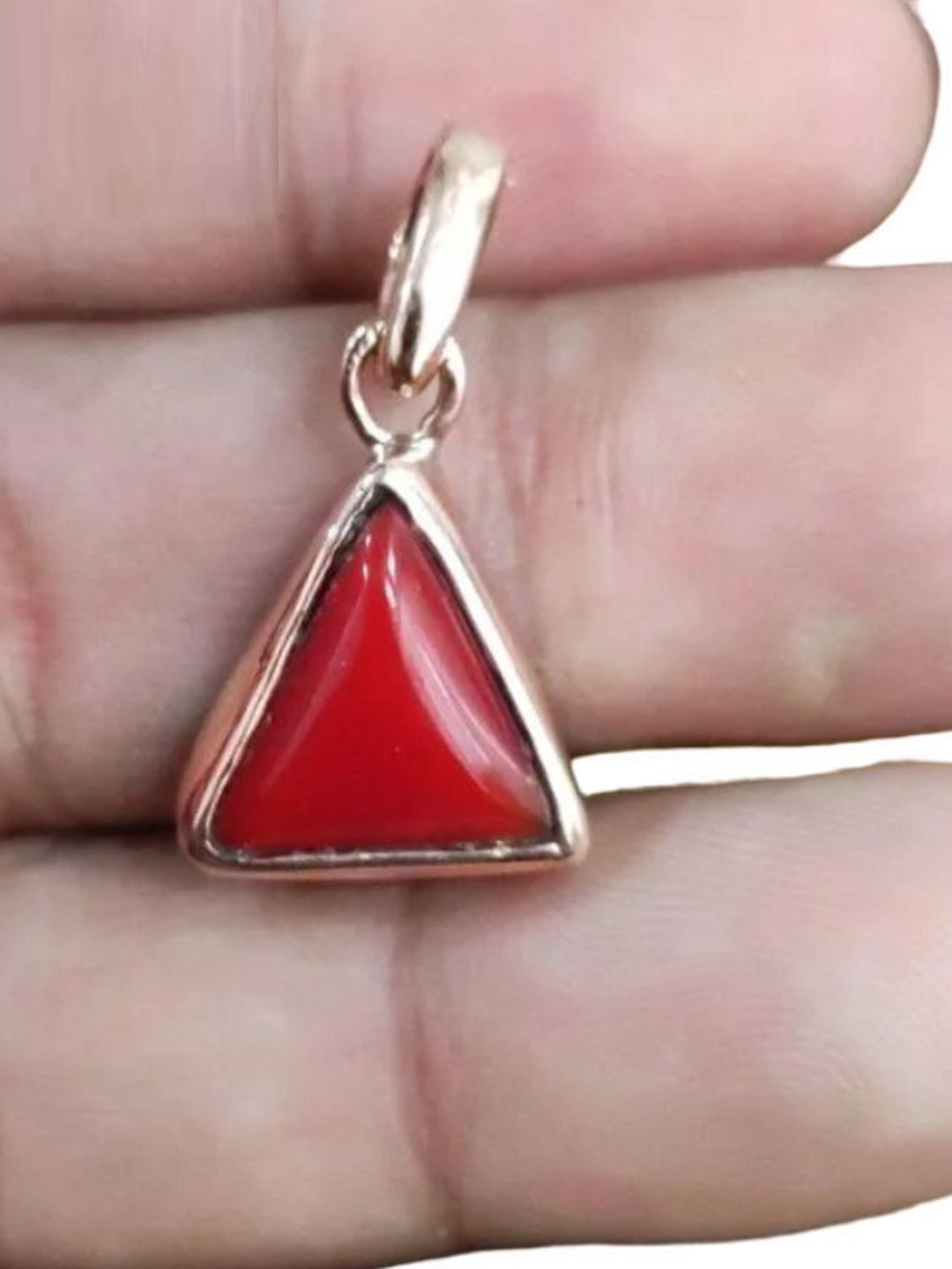 GenZcomplex Unisex Silver-Plated Munga Stones Studded Oval Shaped Pendant