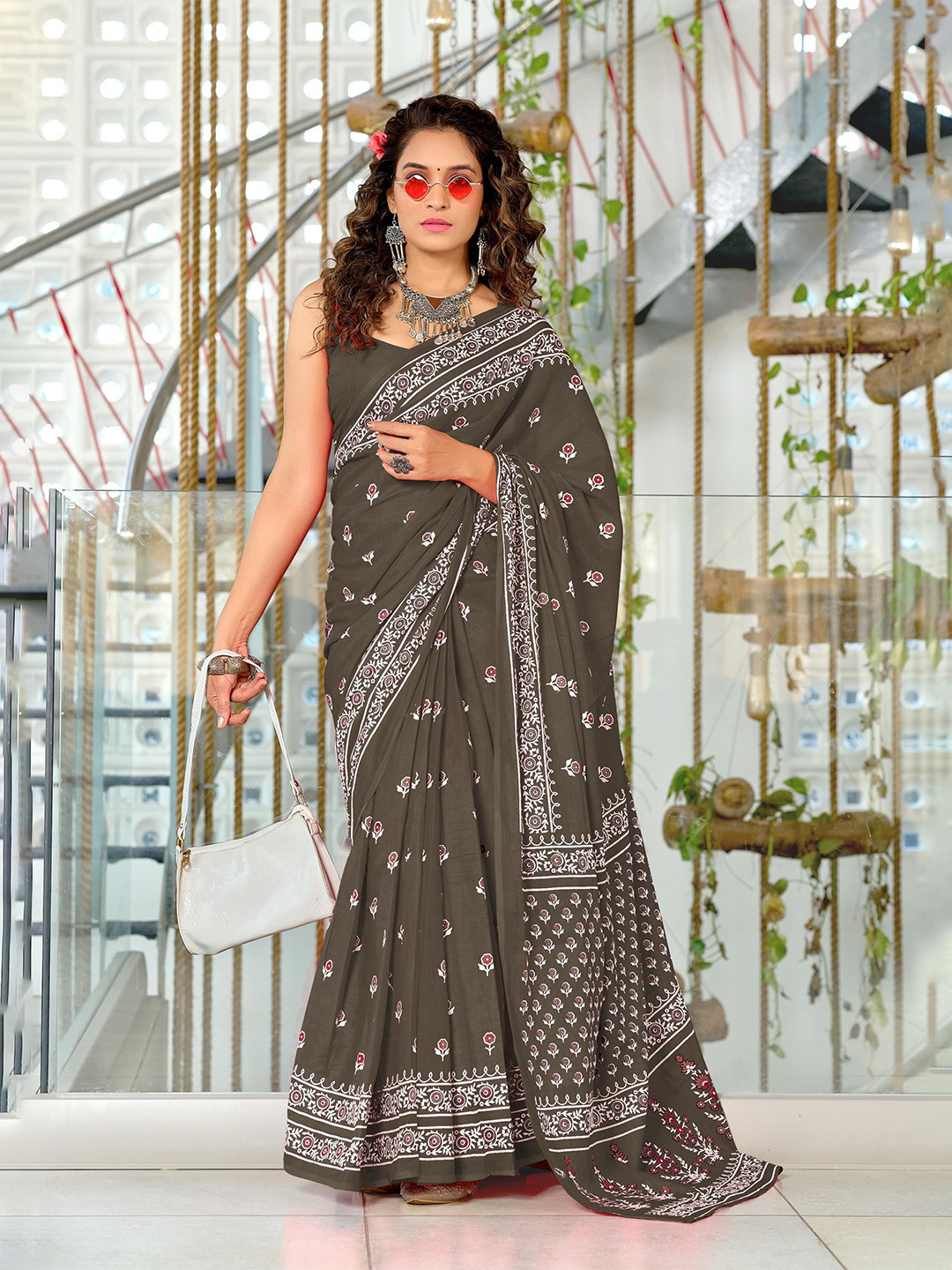 Pandadi Saree Floral Pinted Ready to Wear Block Print Saree