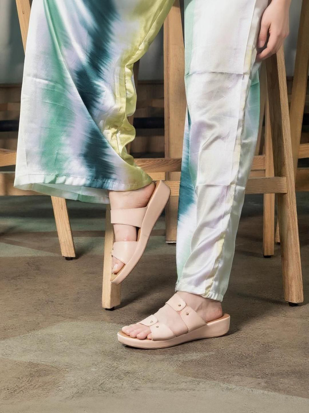 Kneetoes Women Subtle Nude Casual Open-Toe Sandals