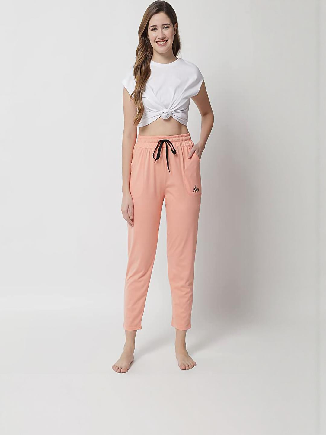 TRENDY WORLD Peach Cotton Casual Plain Pyjamas