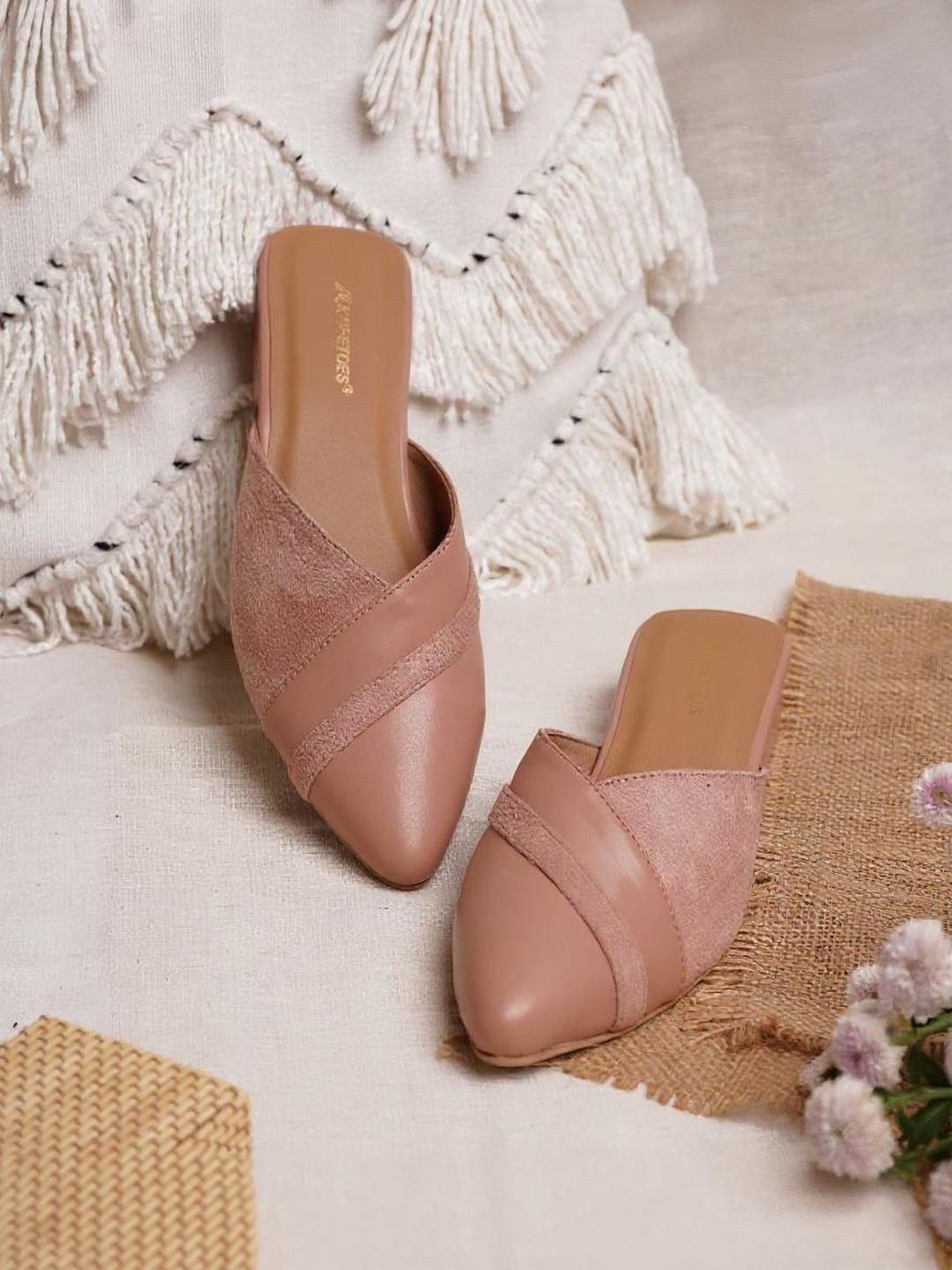 Kneetoes Women Nude Solid Block Heel Mules