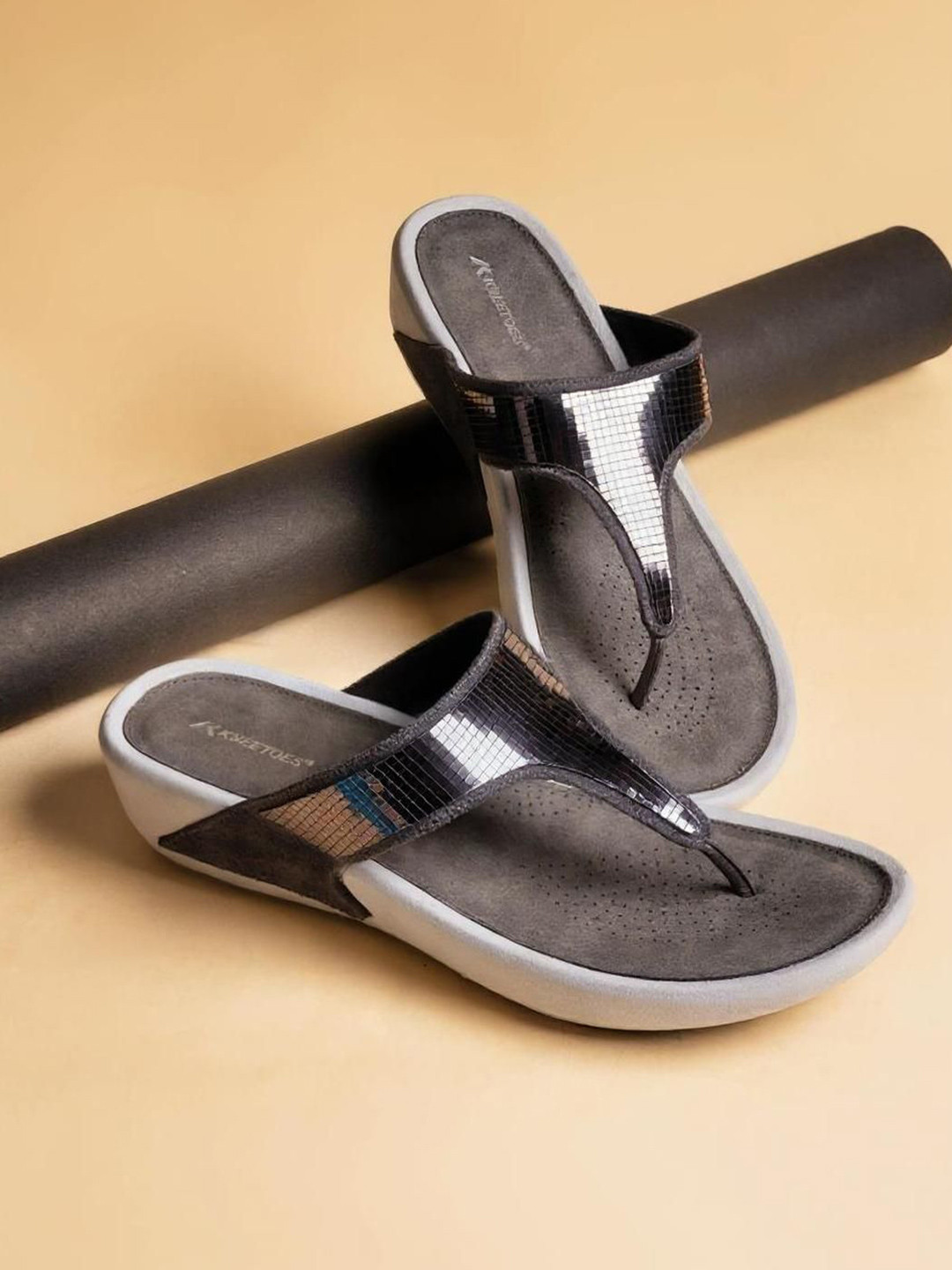 Kneetoes Women Sparkly Sequin Thong Metallic Sandals