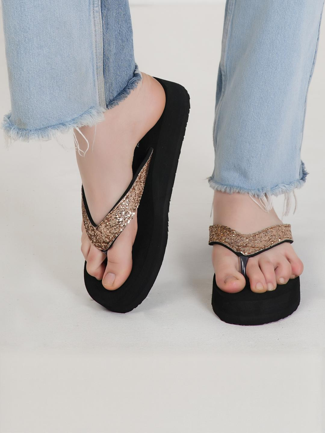 LOVEHUSH Women Canvas Black & Gold Comfort Sandals