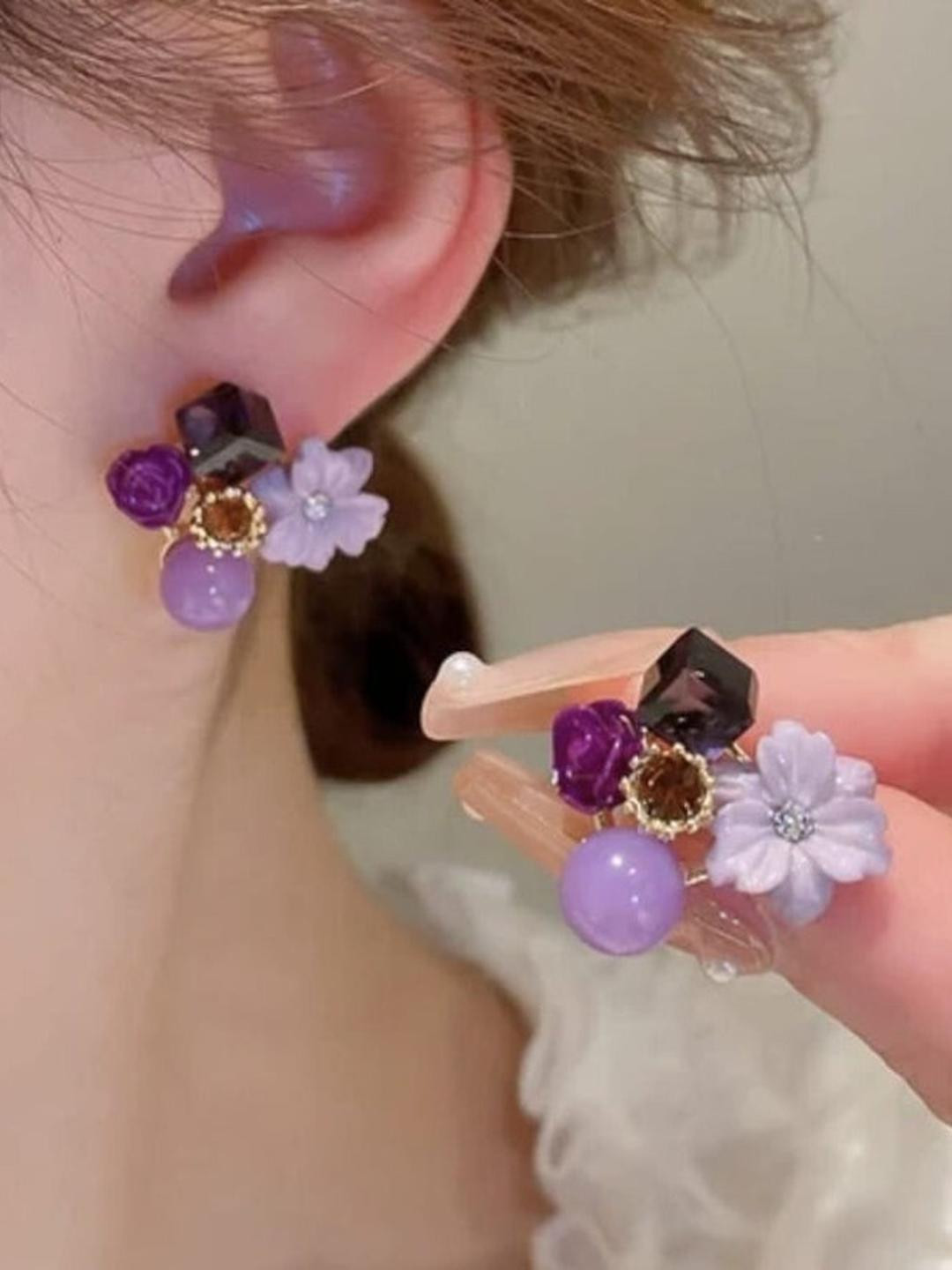 Lady Raiment Floral Studs Earrings