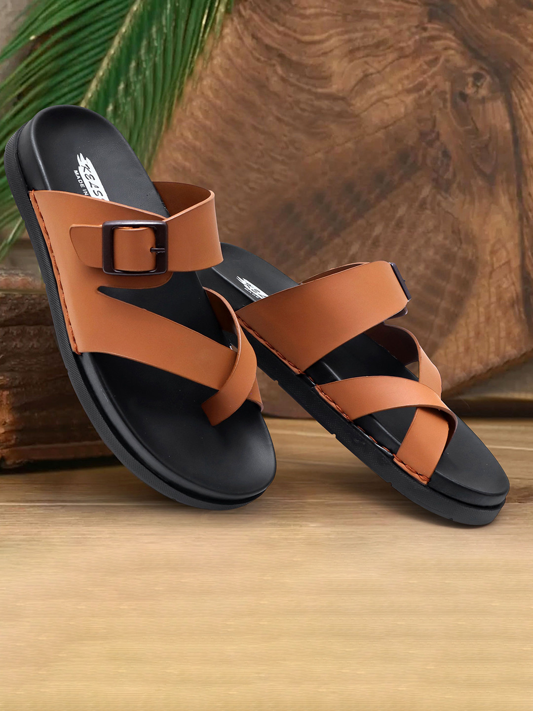 Kelsey Men Comfort Sandals With Buckle Detail