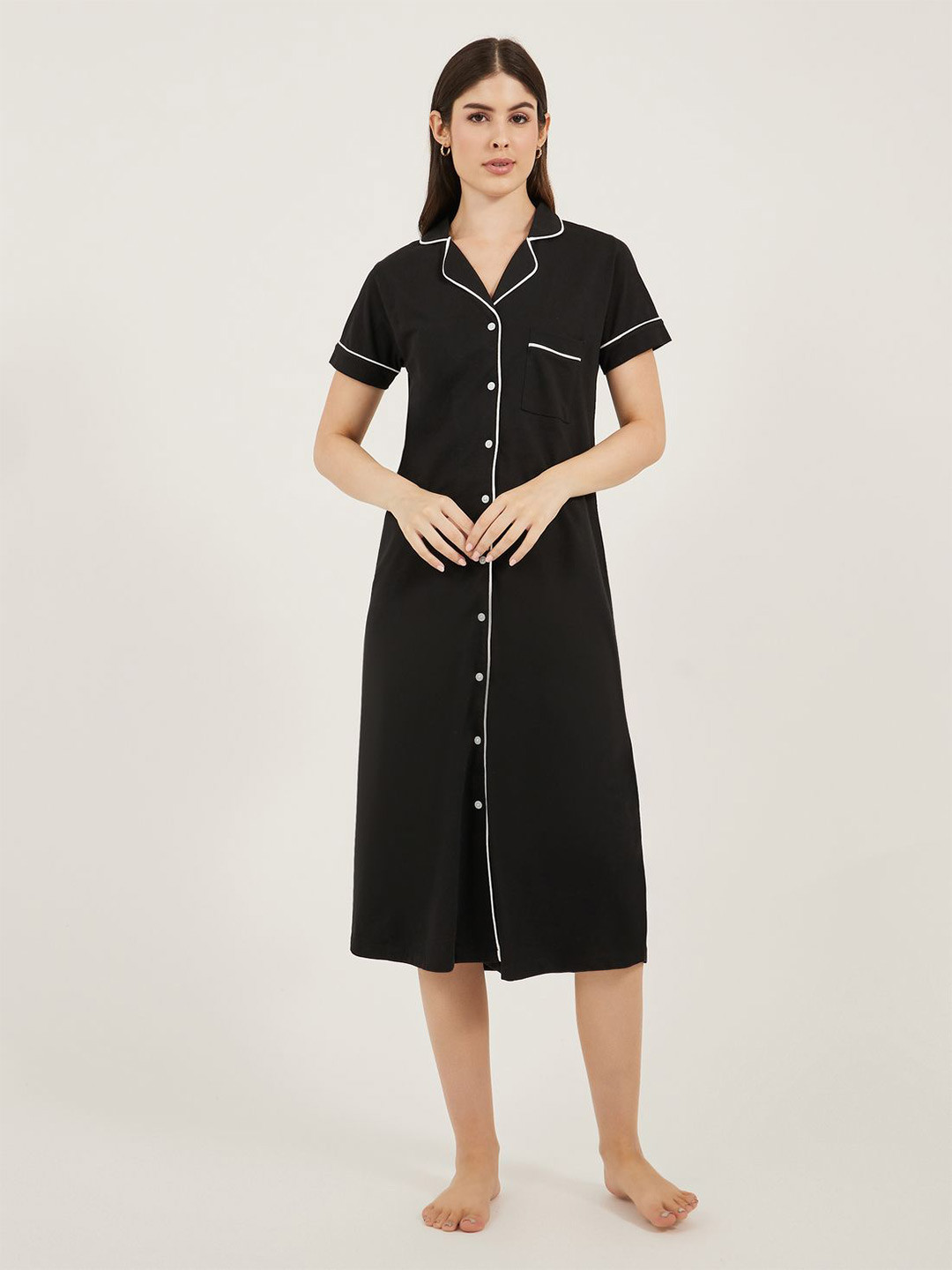 Styli Women Lapel Collar Contrast Piping Buttoned Nightdress With Pocket