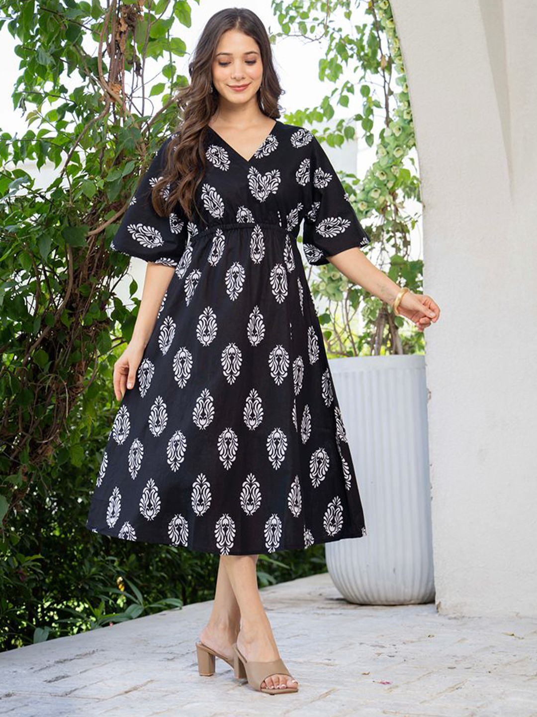 MANOJAVA Women Ethnic Motifs Printed Wrap Dress