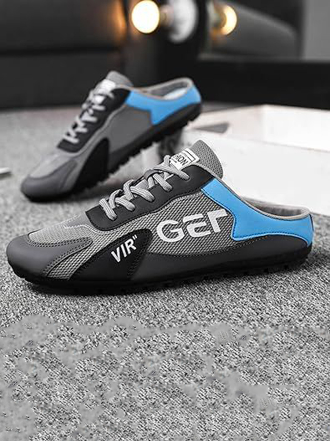 blue pop Men Colourblocked Sneakers