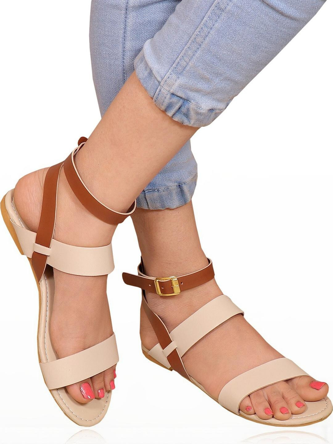 Miss Universe Women Cream Flip Flops