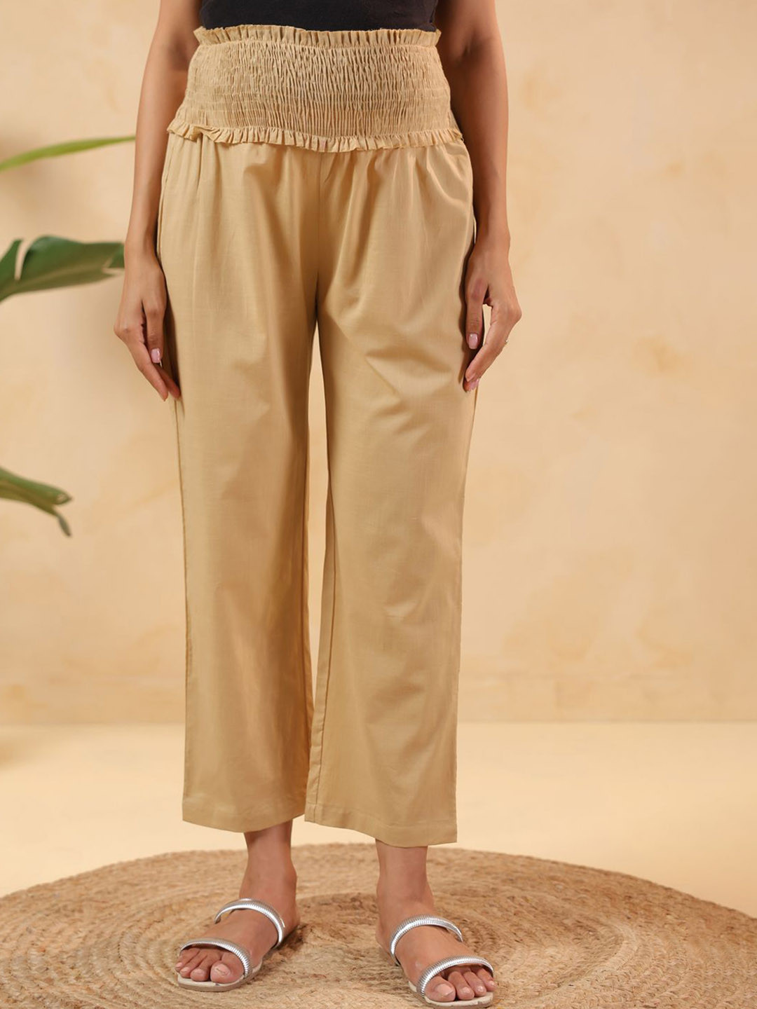 Ikk Kudi by Seerat Women Straight Leg High-Rise Maternity Trousers