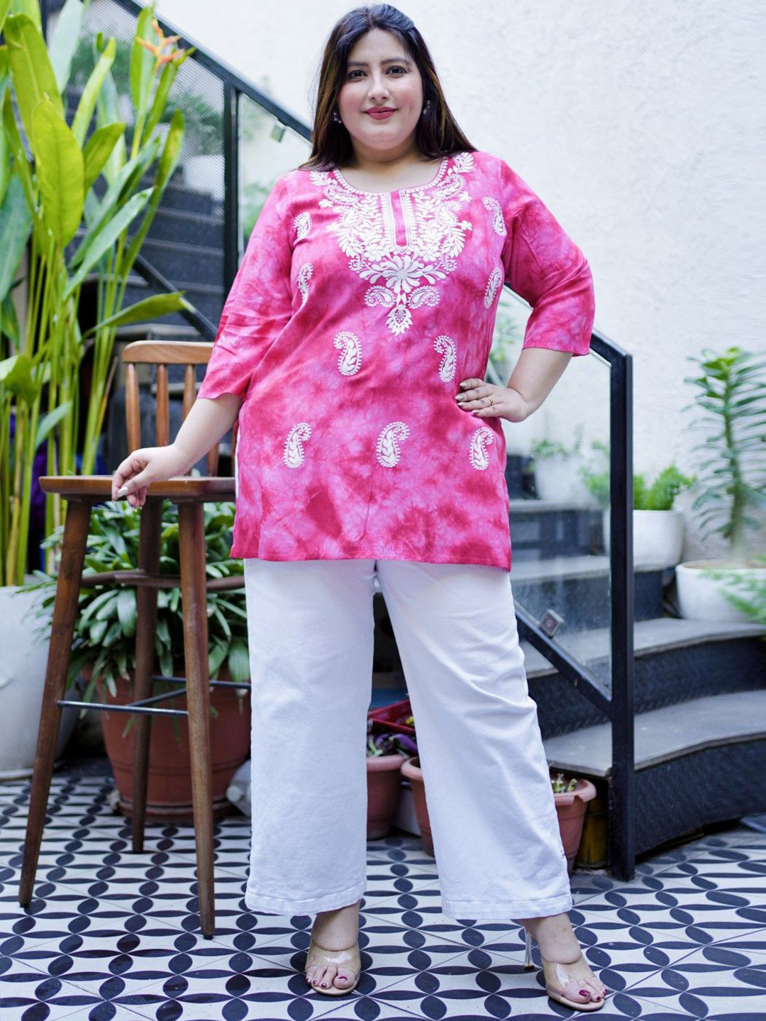 Lee Moda Women Plus Size Woven Design Embroidered Ombre Festive Straight Kurta