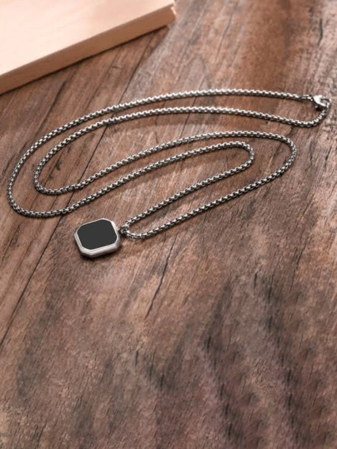 J.S ENTERPRISES Men Contemporary Pendants with Chains