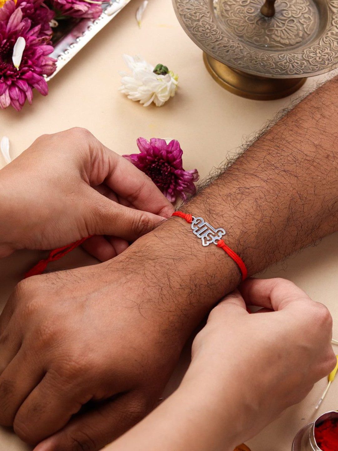 House of Aadyaa 92.5 Sterling Silver Laser Cut Bhai Thread Rakhi