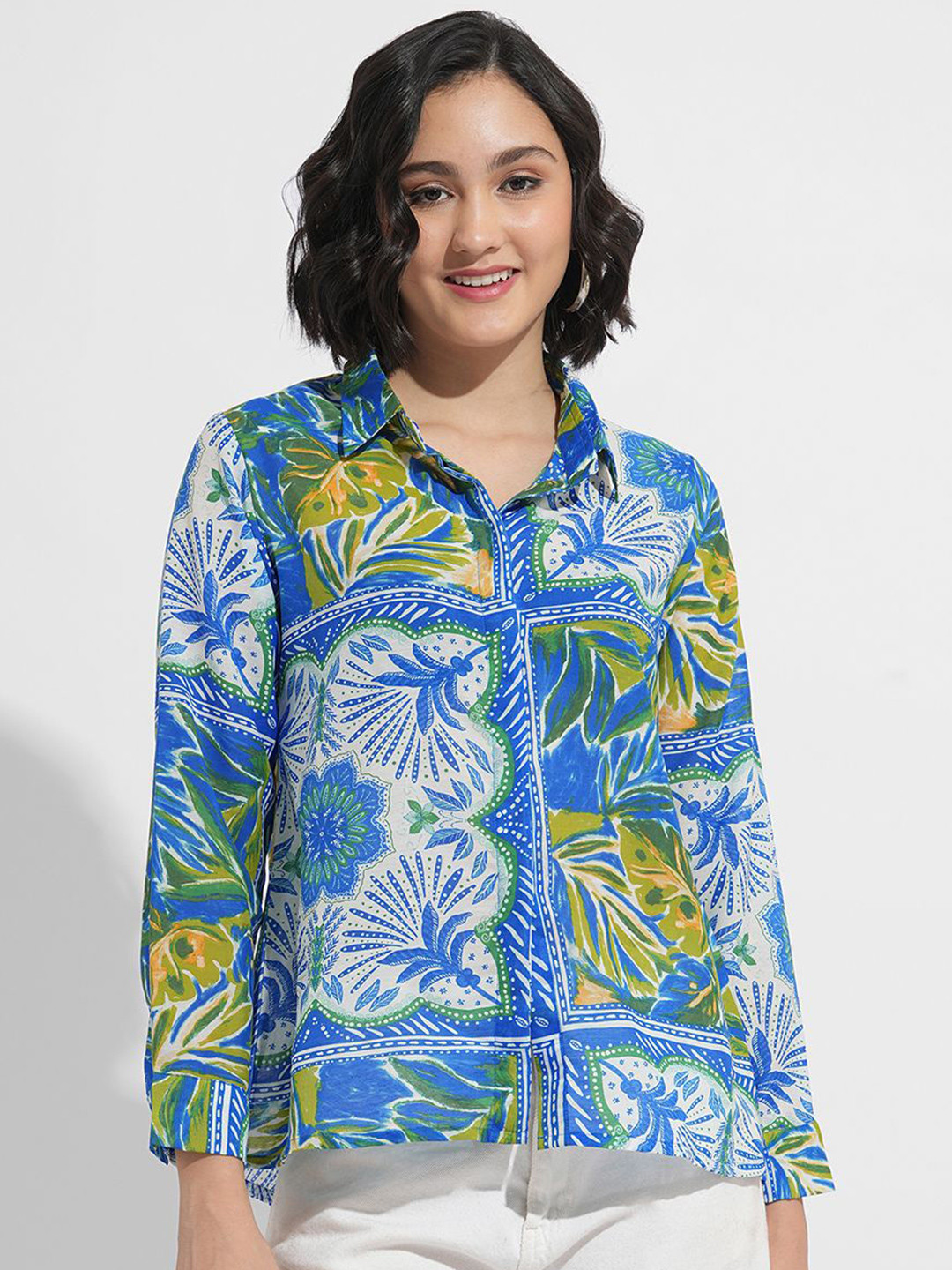 Fashfun Women Comfort Fit Floral Printed Spread Collar Formal Shirt