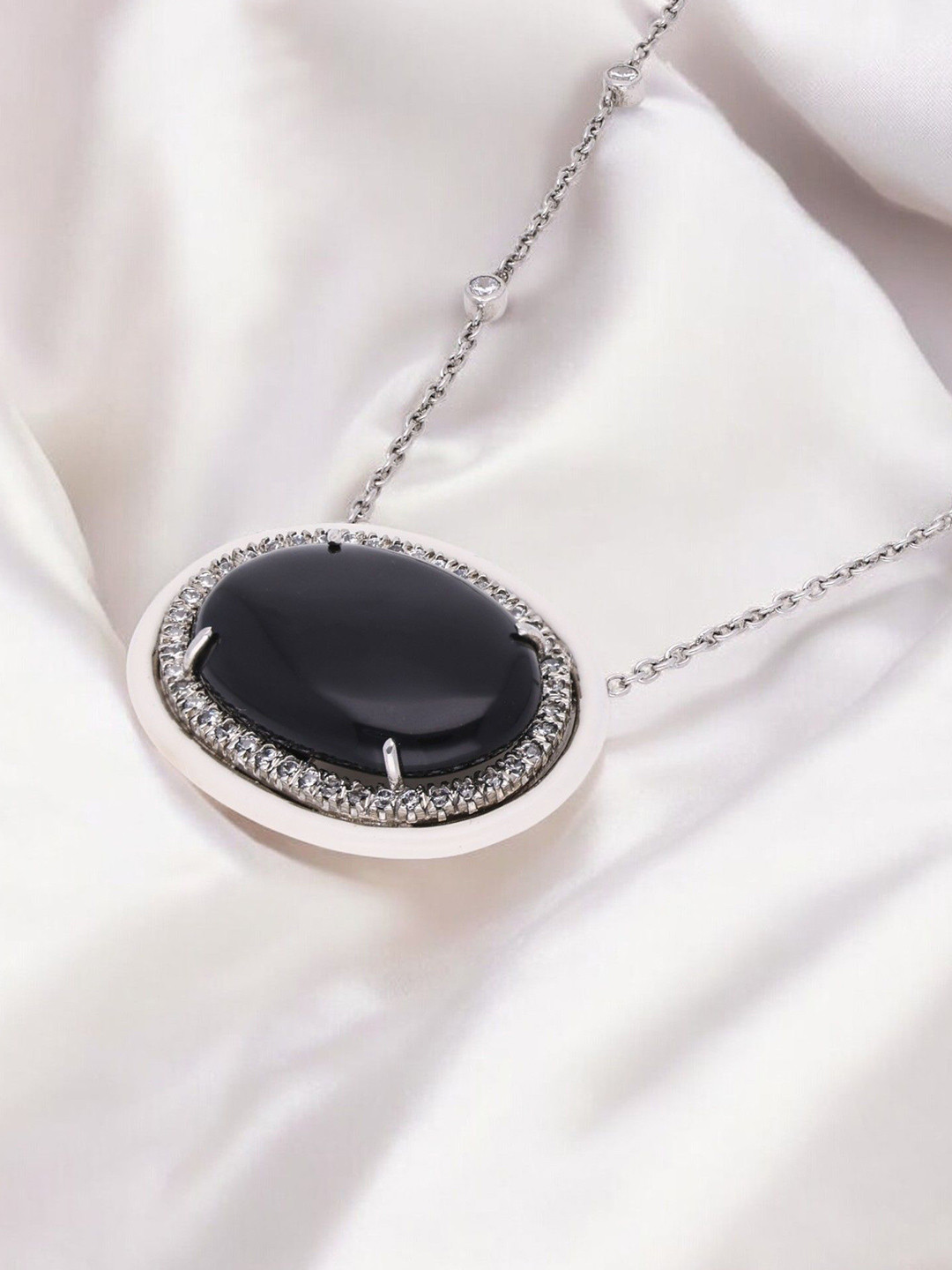 Crash.Club By CKC Rhodium-Plated Oval Pendants with Chains