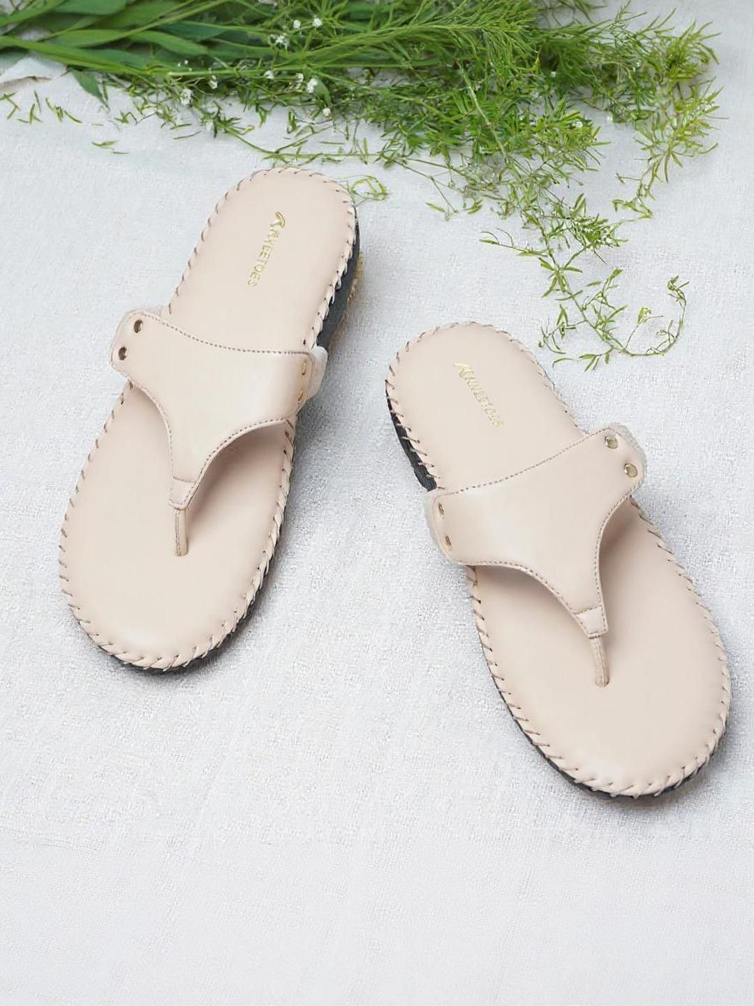 Kneetoes Women Classic Charm Beige Thong Casual Sandals