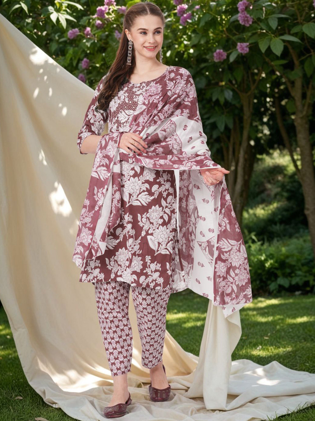 FASHOR Women Ethnic Motifs Work Pure Cotton Kurta with Trousers & Dupatta Kurta Sets