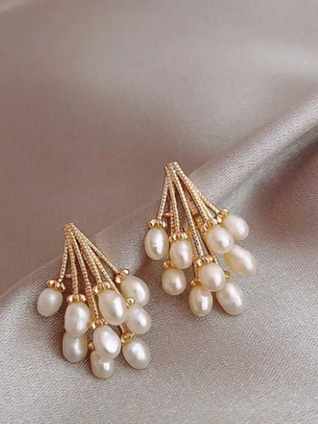 SZN Cluster Drop Earrings