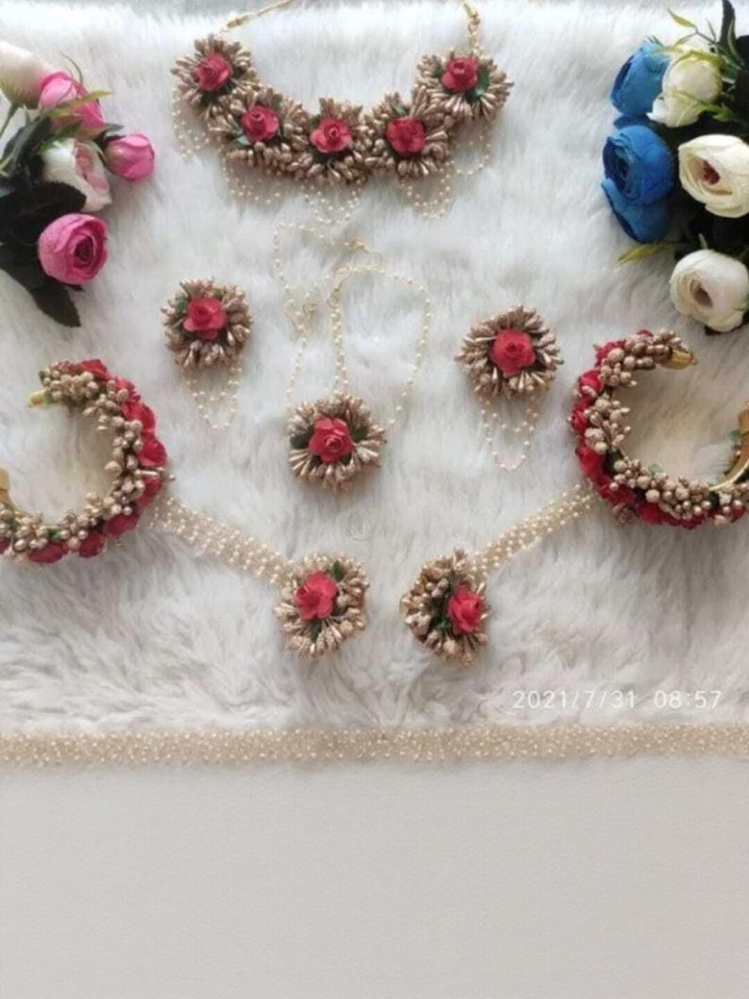 craftsai exports Fabric Flowers Jewellery Set