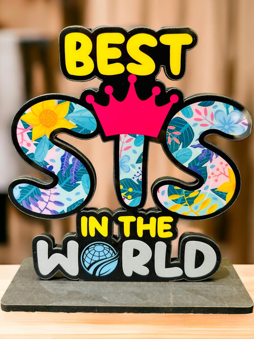 WARMINGO DE Multicoloured Best Sis Table Showpiece