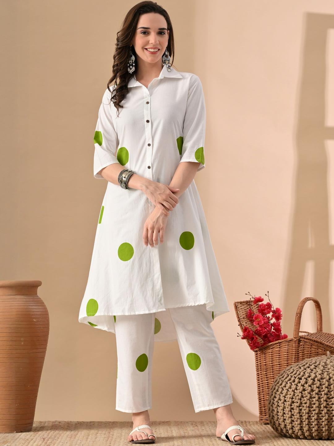 Jaipuri Fashionista Green & White Women Printed Pure Cotton Kurta with Trousers