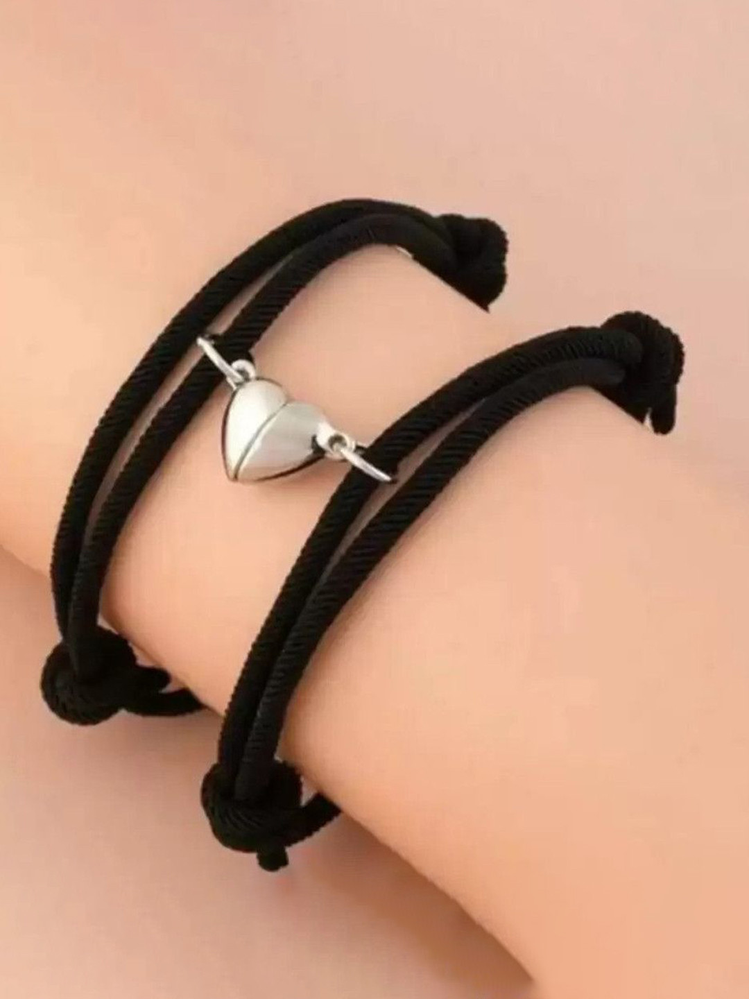 Ringzinnie 2 Charm Bracelet