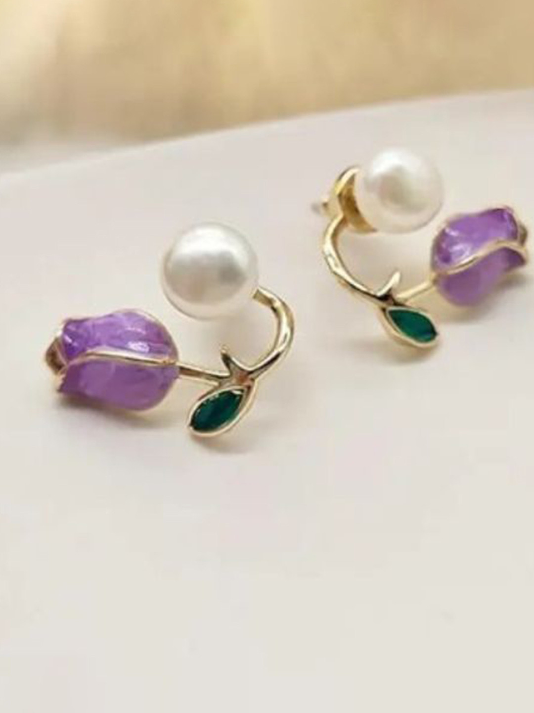 Neze Pearls Beaded Tulip Floral Studs