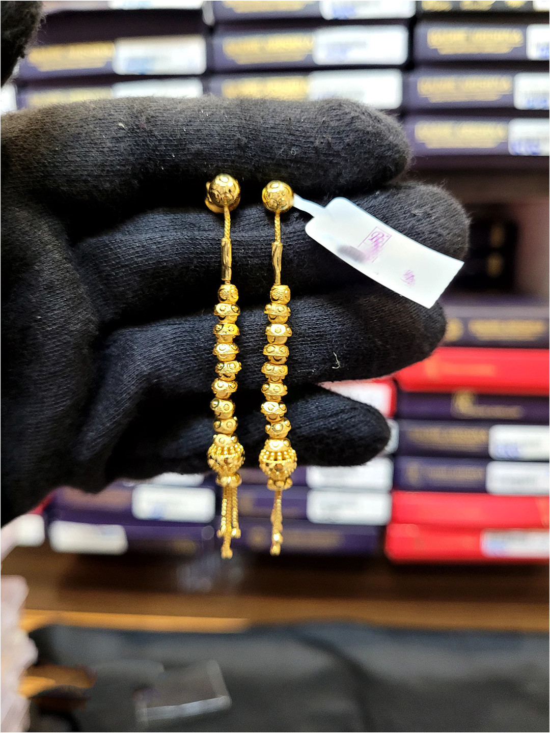 Anshenterpris 2 Gram Gold-Plated Hanging Sui Dhaga Temple Contemporary Drop Earrings