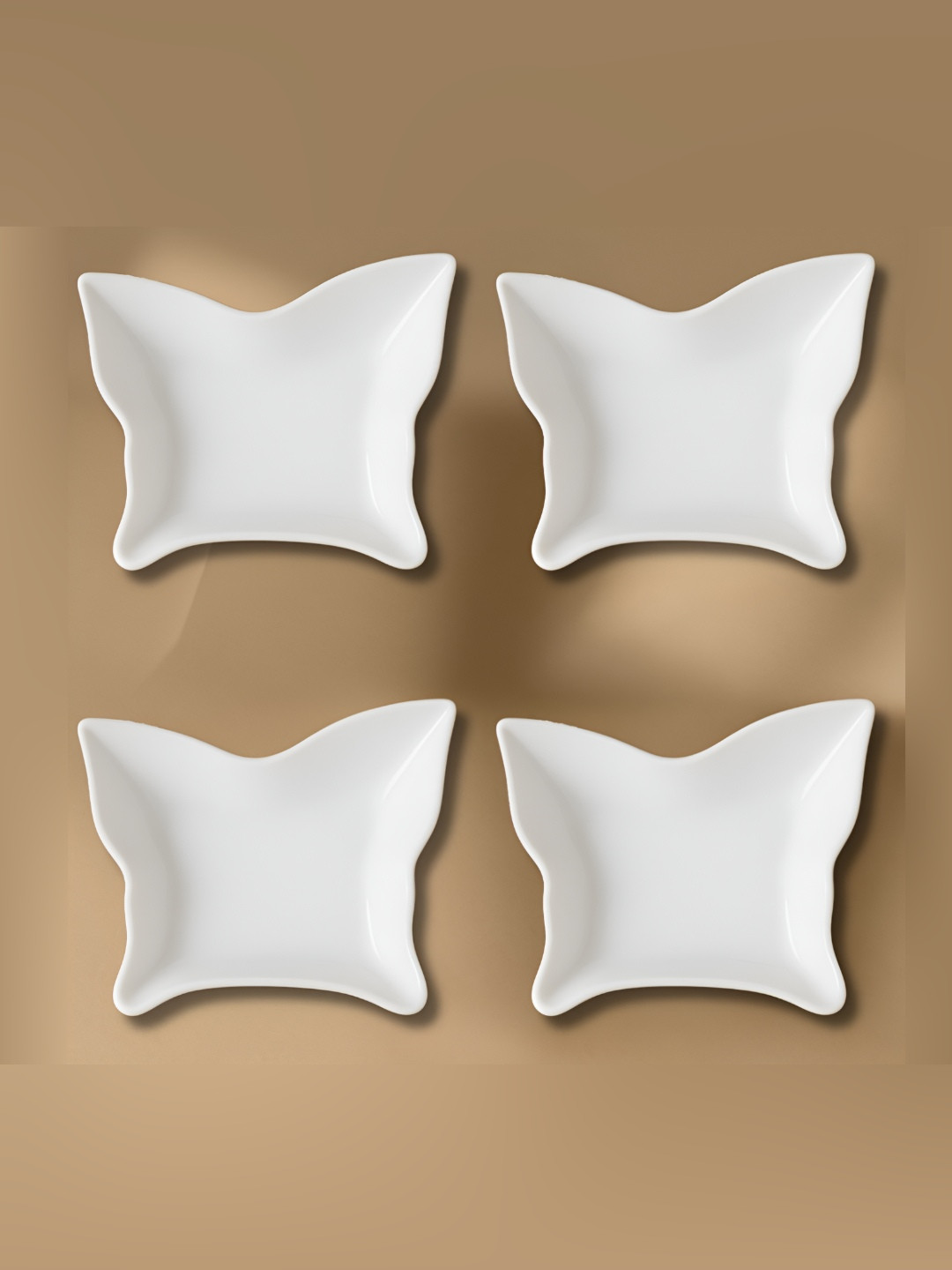 We3 White 4 Pieces Plastic Easy to Clean Plates