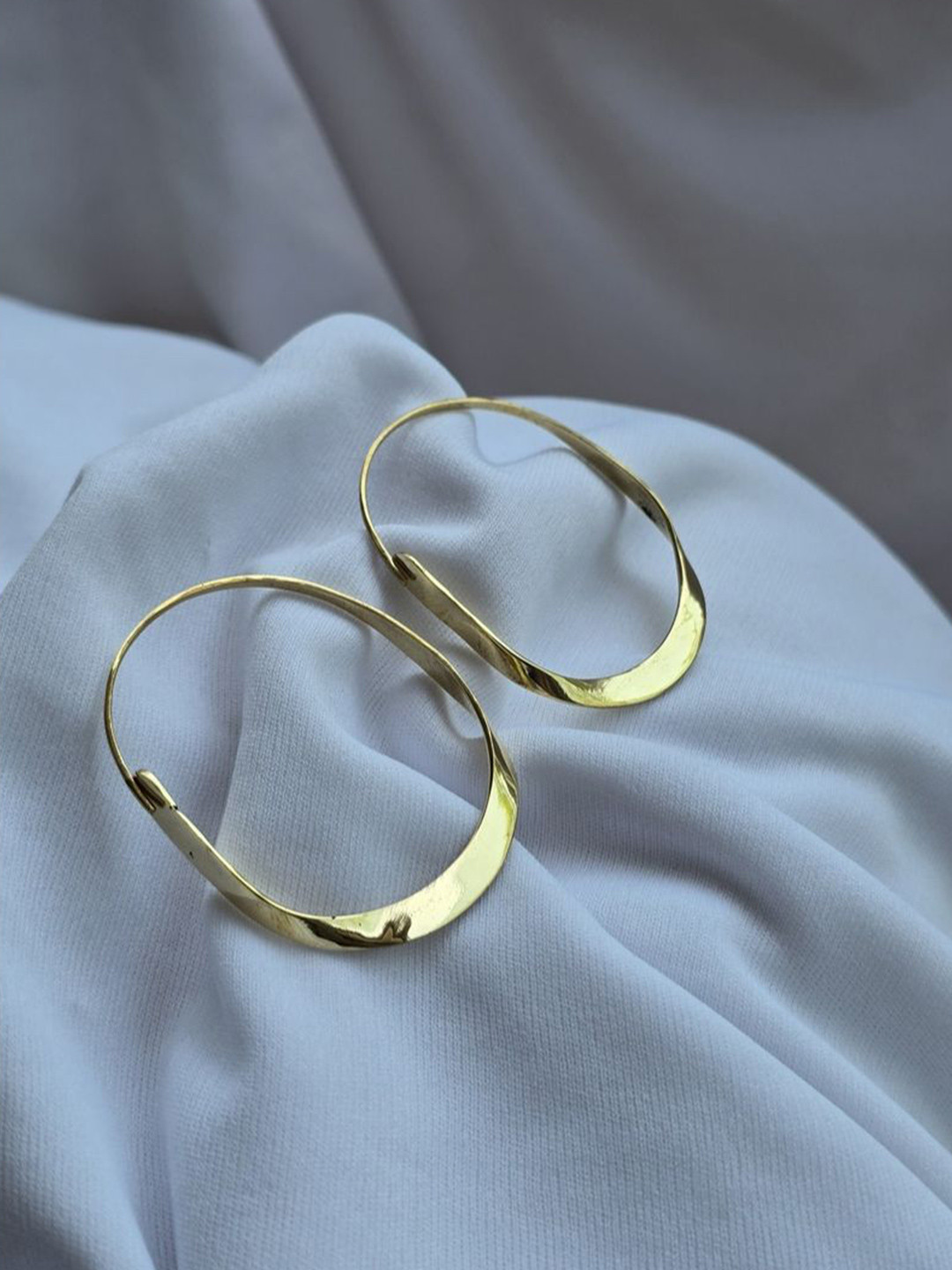 Studio Anviksha Oval Hoop Earrings