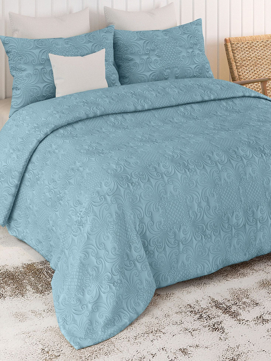 LABHAM Sensation Blue Quilted 300 GSM Double King Bed Cover