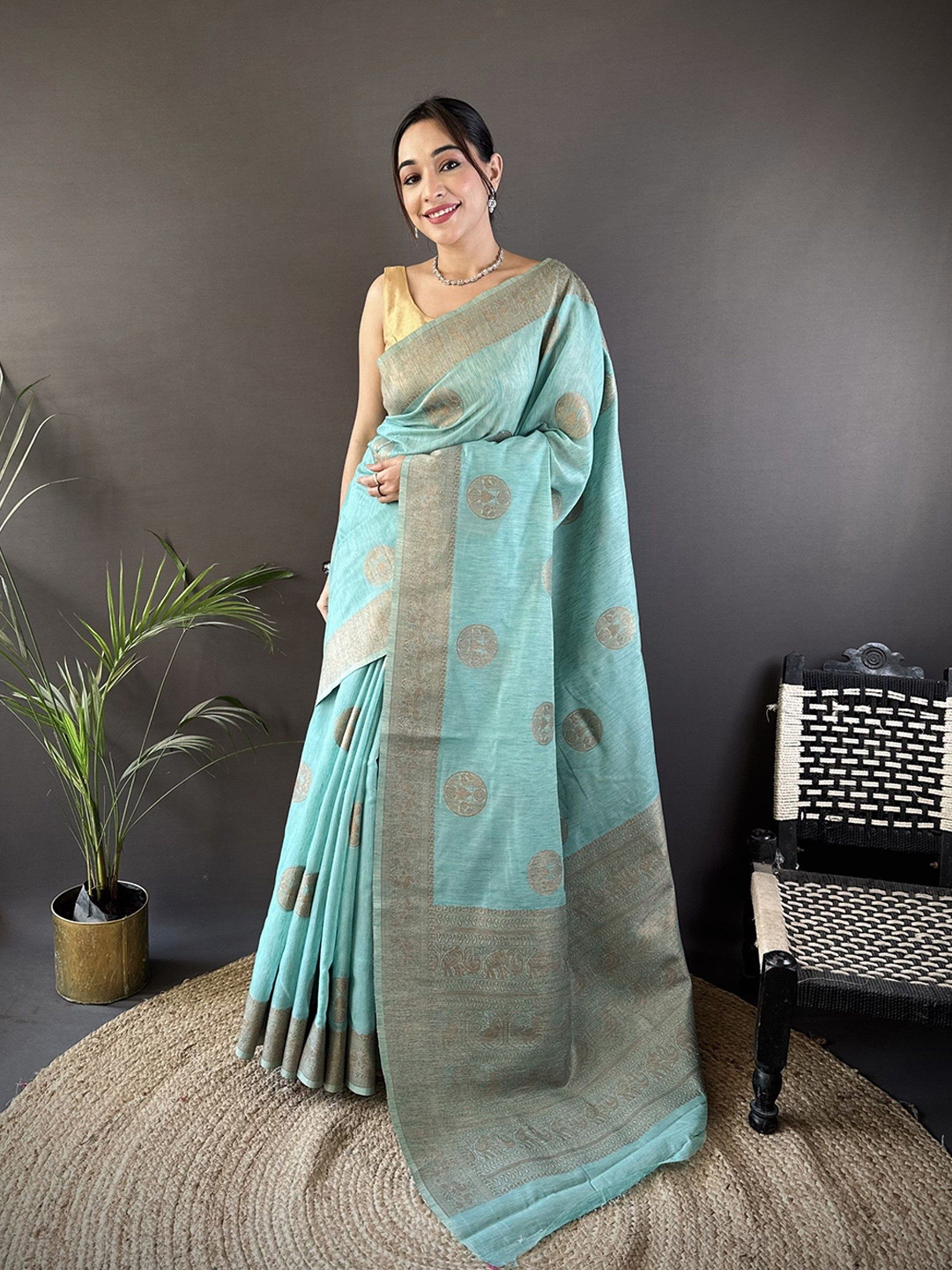 Pandadi Saree Women Ethnic Zari Weaving Saree With Unstitched Blouse Piece