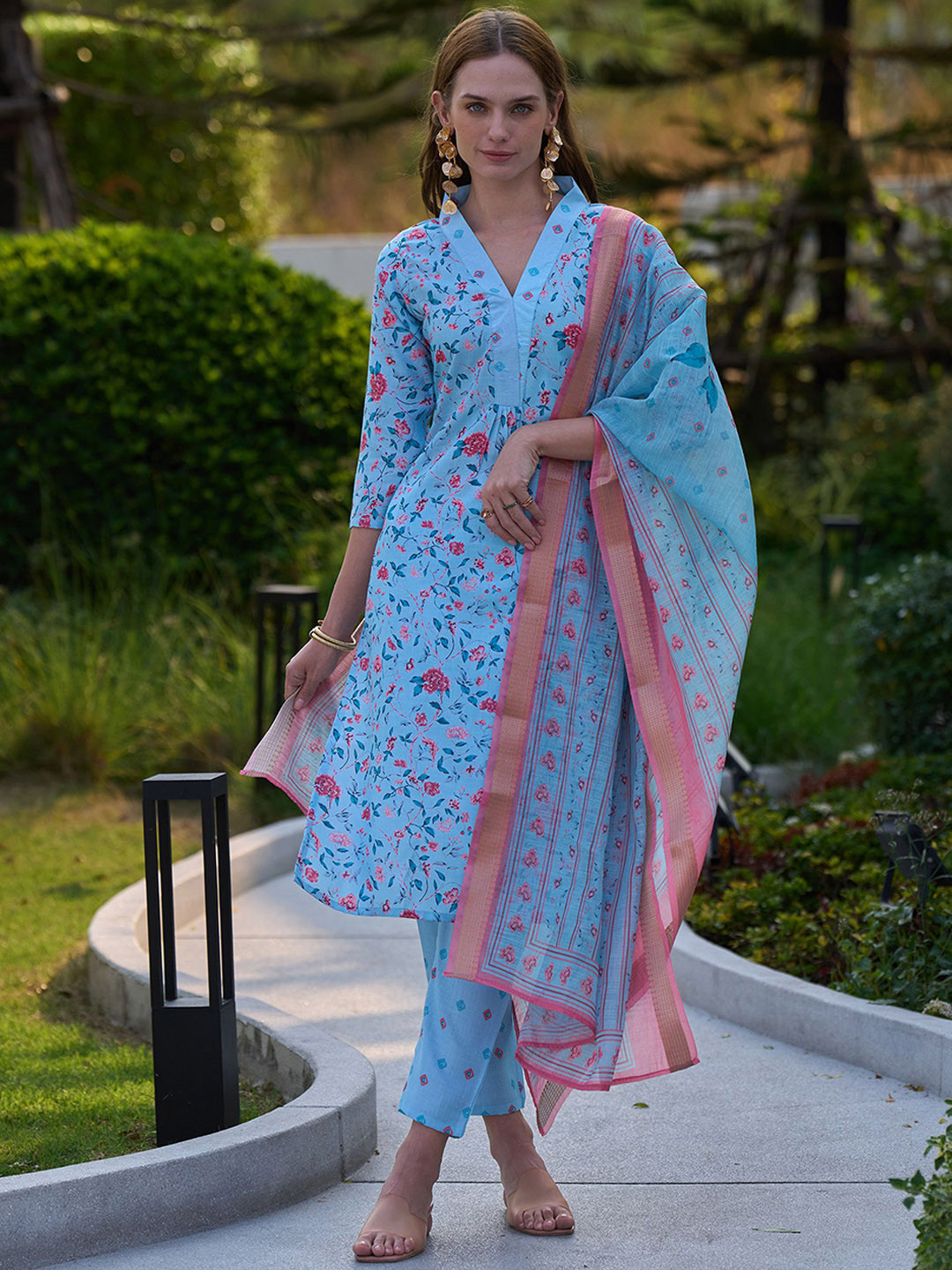 BE IN TEXO FAB V Neck Straight Floral Printed Linen Kurta With Trousers & Dupatta