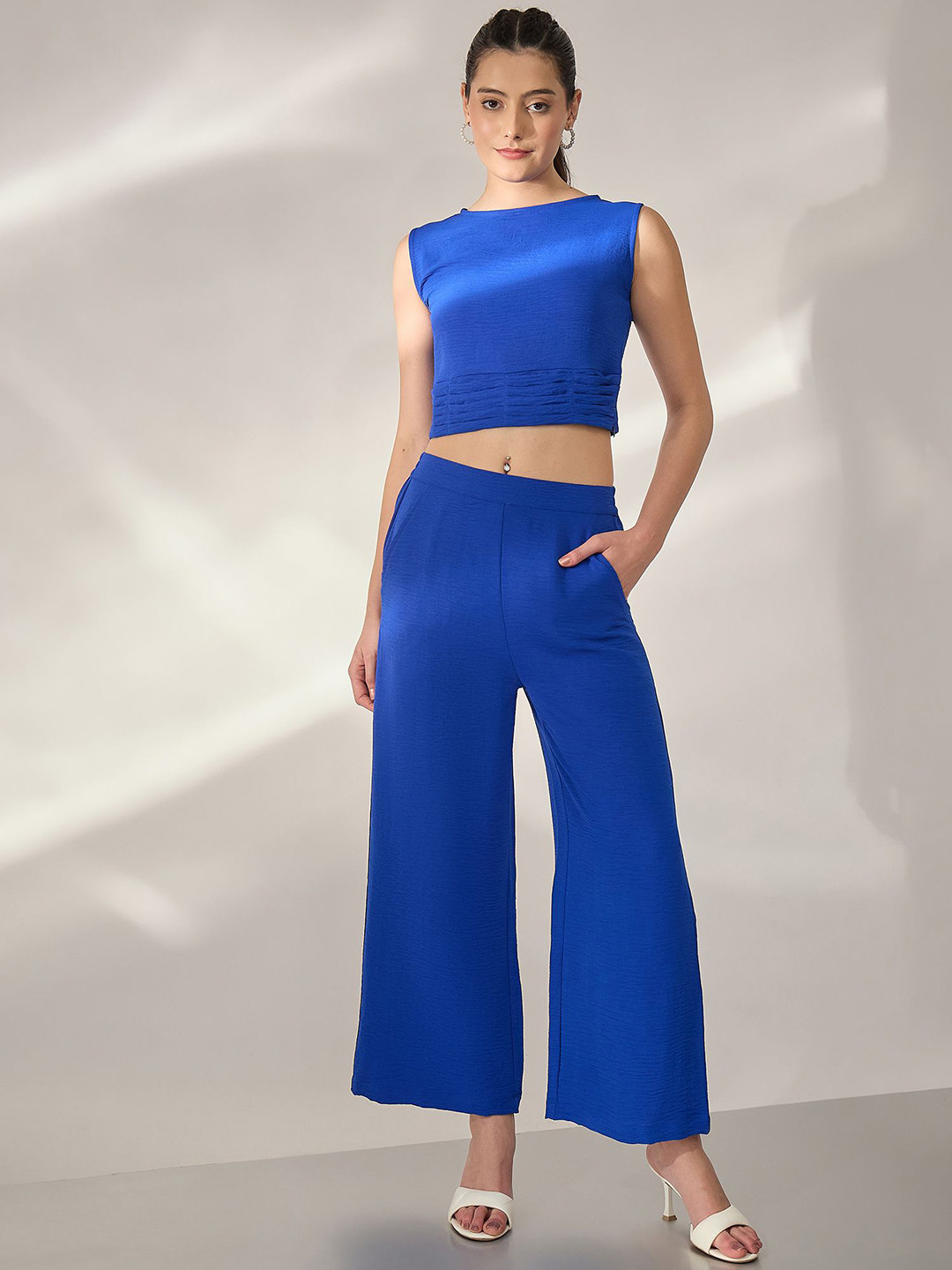 PANIT Crop Top with Trousers