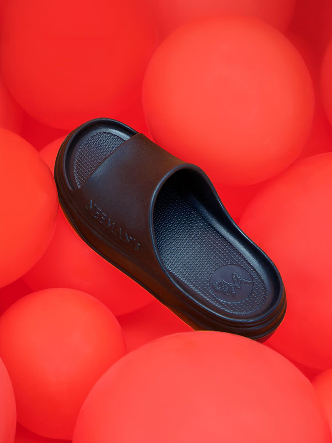 NEEMANS Cushers Men Solid Slides