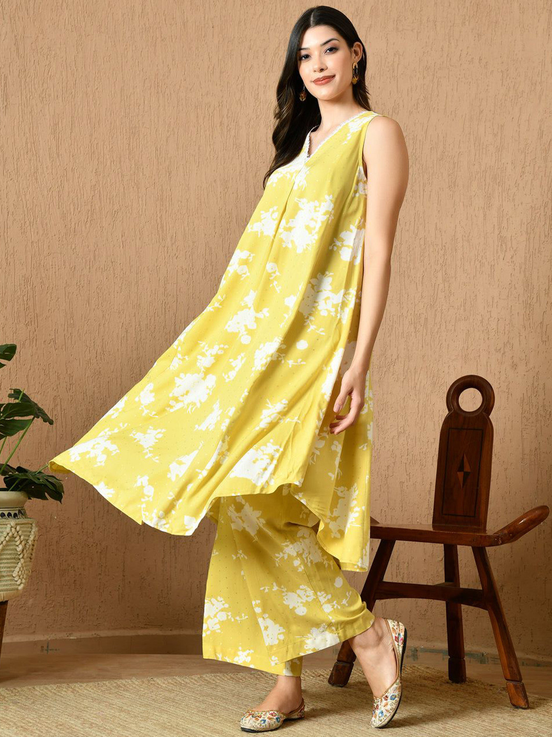 KELIN Indya Floral Printed V-Neck A-Line Kurta With Palazzos