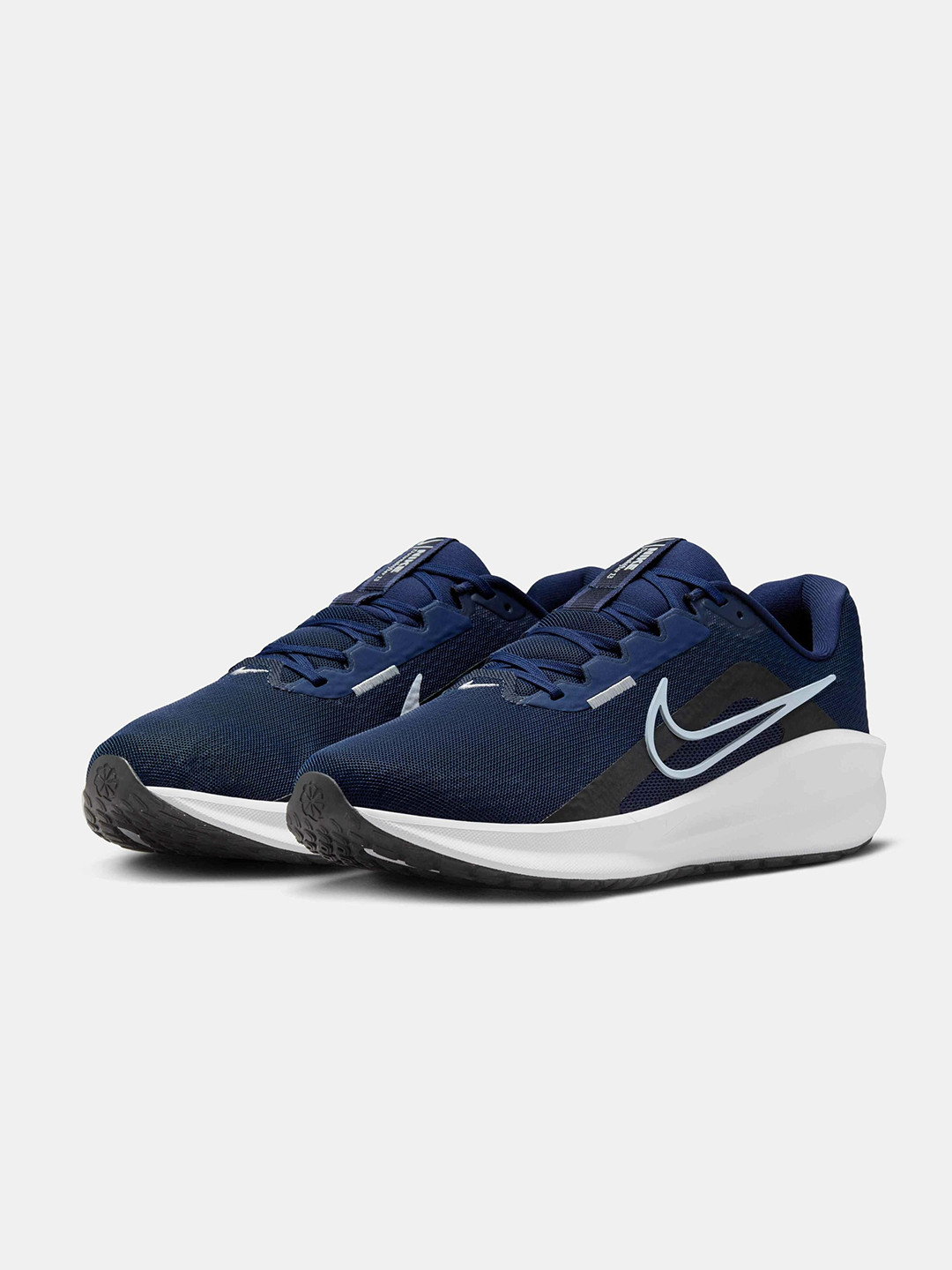 Nike Downshifter 13 Men Road Running Shoes